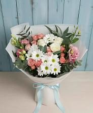 Букет цветов из:  Розы, Лизиантусы и Хризантемы #REPLACE_PRED# Чекалине