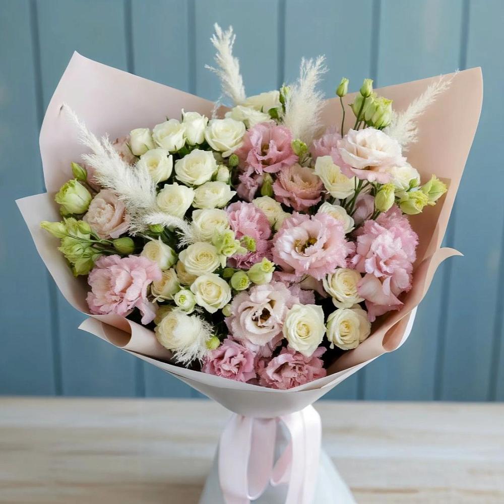 Букет цветов из: Альстромерии и Розы в Чекалине