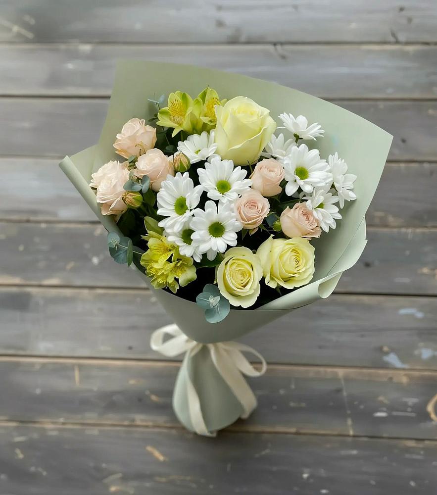 Букет цветов из: Альстромерии, Розы и Хризантемы в Чекалине