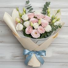 Букет цветов из:  Лизиантусы в Чекалине