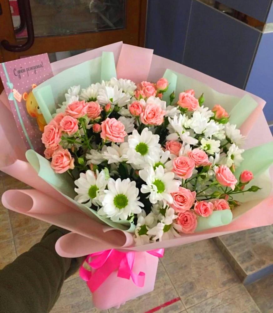 Букет цветов из: Розы и Хризантемы в Чекалине