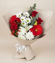 Букет цветов из:  Розы, Хризантемы, Герберы и Лилии в Чекалине