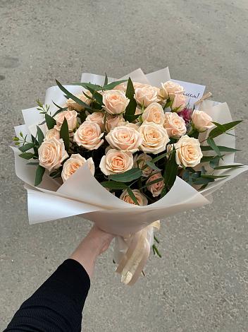 Букет Кремовые розы Латте в Чекалине