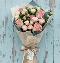 Букет цветов из:  Розы #REPLACE_PRED# Чекалине