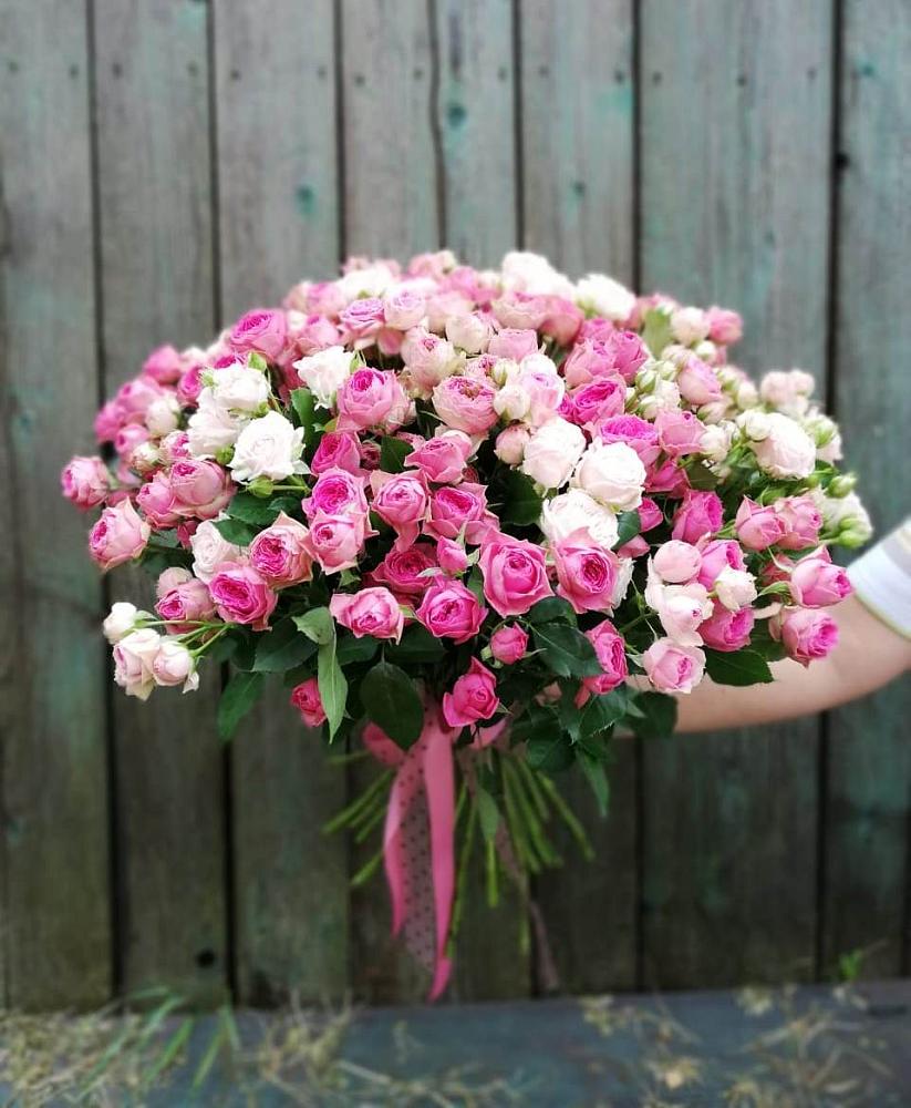 Букет Розовые кустовые розы Натали и Лав Лидия в Чекалине